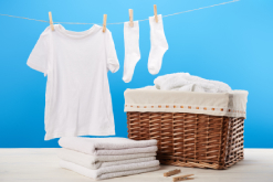 Czystość i ład w łazience - jak wybrać kosz na pranie?