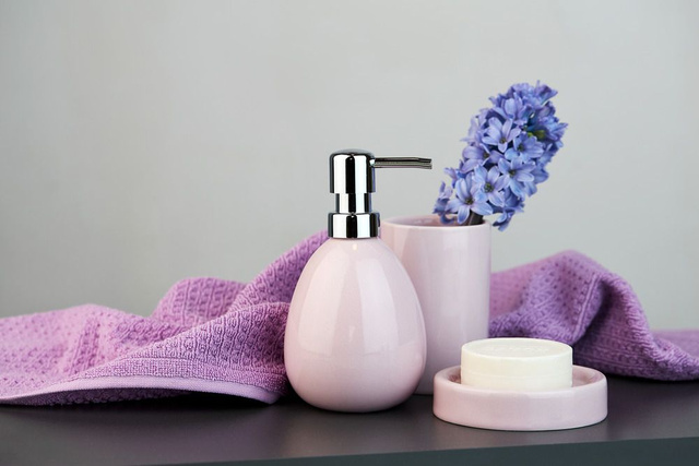 Pojemnik na szczoteczki do zębów POLARIS PASTEL PINK, WENKO