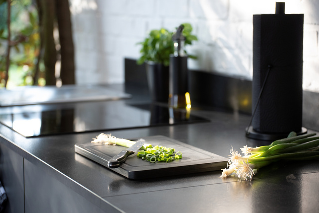 Deska do krojenia KOMBI z rączką, 33 x 23 cm, OUTDOOR KITCHEN, WENKO