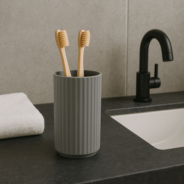 Pojemnik na szczoteczki do zębów kubek Allstar Minas